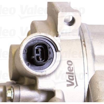 New OEM Valeo A/C Compressor Compatible With Scion Xd 2008-2014 By Part Numbers 4711608 68328 thumbnail 2