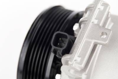 New A/C Compressor Compatible With Land Rover Lr2 Hse Lux By Part Numbers 890213 Lr056302 1858673 thumbnail 7