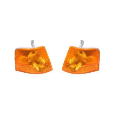 New Pair Turn Signal Lights Fits Volvo Vn Vn42t Tractor 1998-03 8080853 8080852 thumbnail 2