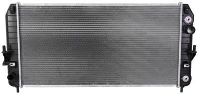 New Radiator Assembly Compatible With Buick 06-09 Lucerne 4.6L V8 Cid W/ Tow Gm3010493 25769584 thumbnail 2