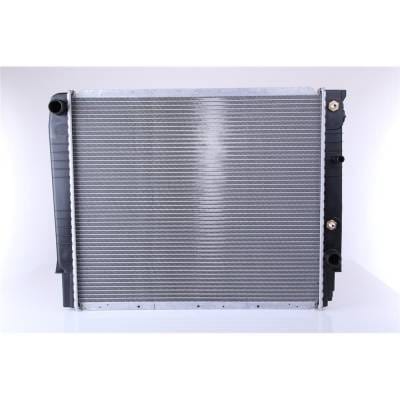 Aluminum Radiator Compatible With 1991-1995 Volvo 940 2.3L L4 Turbo 8603853 5003853 17 1/4" X 23