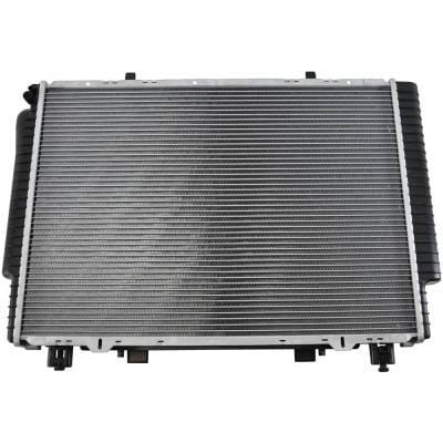 New Radiator Compatible With Blazer Suburban By Part Numbers Cu624 20760 52467232 52467235 52467236 thumbnail 3