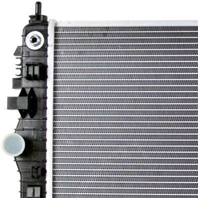 New Radiator Compatible With Buick By Part Numbers Cu13417 22762533 A13417 13417 thumbnail 9