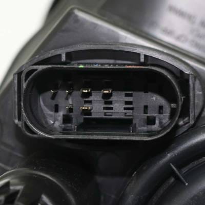 Headlight Compatible With 2015-2020 Mercedes-Benz Gla45 Amg Gla250 Right Passenger Side Halogen thumbnail 13