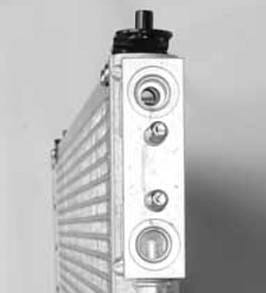 New A/C Condenser Compatible With 2000-2005 Ford Focus 2.0L 2.3L L4 Fo3030111 Ys4z-19712-Ab thumbnail 6