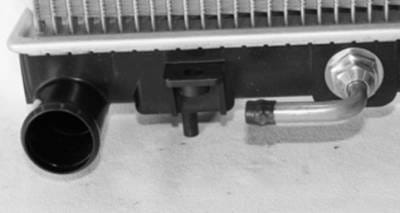 New Radiator Assembly Compatible With Subaru 04-05 Forester 2.5L H4 2458Cc Turbocharged 432667 thumbnail 5
