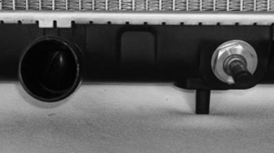 New Radiator Assembly Compatible With Infiniti 01-03 Qx4 3.5L V6 3498Cc Ds37030b Ni3010121 1746 1746 thumbnail 5