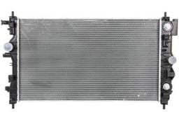 New Radiator Assembly Compatible With Chevrolet 11 1.8L L4 1796Cc 110 Cid Gm3010540 13267669