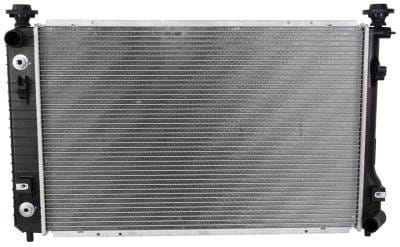 New Radiator Assembly Compatible With Pontiac 06-08 Torrent 3.4L V6 3350Cc 204 207 Cid Gm3010515 thumbnail 2