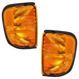 New Pair Of Corner Light Compatible With Ford E-150 Base 8 Cyl 4.6L 2003 For Models With Production