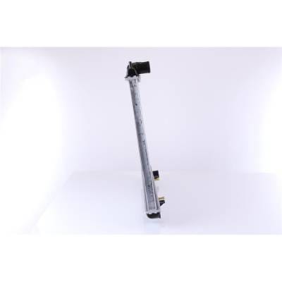 New Radiator Compatible With Infiniti I30 T By Part Numbers 67352 2146035U00 21410-38U00 214100L800 thumbnail 6