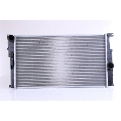 Aluminum Radiator Compatible With 2001-2007 Volvo V70 2.3L L5 2.4L L5 2.5L L5 8602878 8602879 Engine thumbnail 2