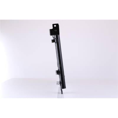A/C Condenser Compatible With 2013-2020 Lexus Gs450h 3.5L V6 Hybrid 8846030B60 Direct Fit OEM thumbnail 4