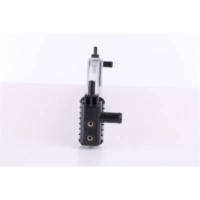 Aluminum Radiator Compatible With 2016-2022 Toyota Prius 1.8L L4 Hybrid G901047032 G901047031 14 thumbnail 6
