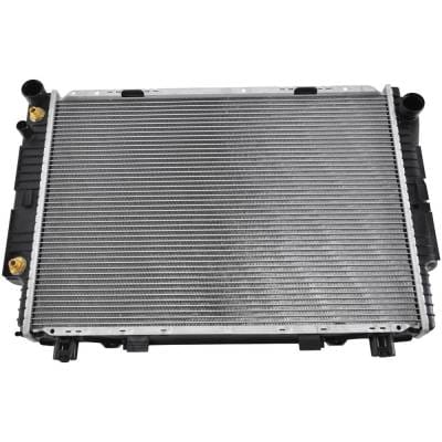 New Radiator Compatible With Blazer Suburban By Part Numbers Cu624 20760 52467232 52467235 52467236 thumbnail 2