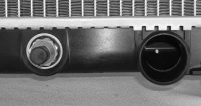 New Radiator Assembly Compatible With Dodge 00-01 2.0L L4 1996Cc 122 Cid Ch3010119 Dg37030a 2363 thumbnail 3