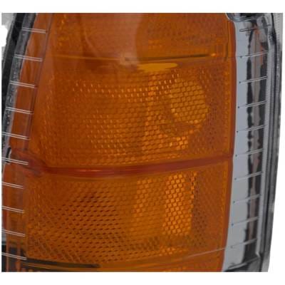 New Left Parking Light Compatible With Cadillac Gmc Escalade Base 8 Cyl 5.7L Yukon Denali 1999-2000 thumbnail 16