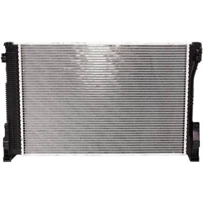 New Aluminum Radiator Compatible With Mercedes Benz C300 Luxury 6 Cyl 3.0L C300 4Matic Sport 6 Cyl thumbnail 8