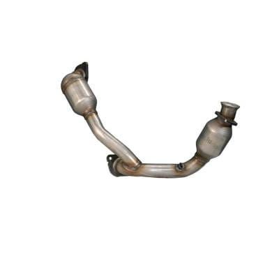 Front Direct-Fit Cat Converter Compatible With 2000-2005 Ford Taurus 3.0L V6 Dohc 24V Replaces Ford thumbnail 4