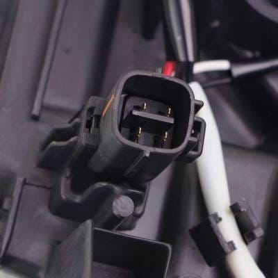 Headlight Compatible With 2015-2018 Toyota Prius V 1.8L I4 Right Passenger Side Halogen Repty100135 thumbnail 12
