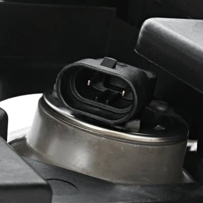 Headlight Compatible With 1992-2000 Gmc Yukon Escalad 4.8L 5.3L V8 Lr4 Lm7 Right Passenger Side thumbnail 16