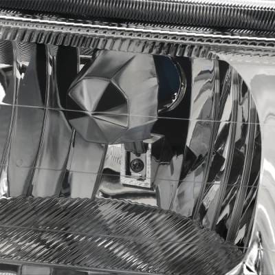 Headlight Compatible With 2005 Mercury Grand Marquis 4.6L V8 Romeo/Windsor Left Driver Side Halogen thumbnail 10