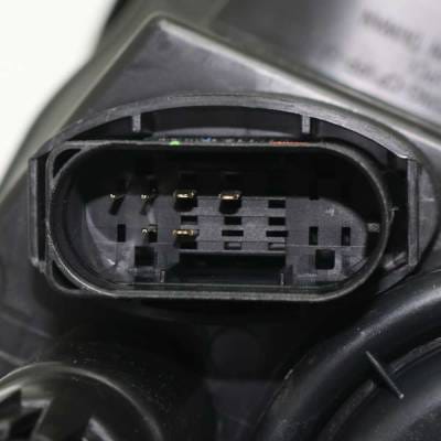 Headlight Compatible With 2015-2020 Mercedes-Benz Gla45 Amg Gla250 Right Passenger Side Halogen thumbnail 14